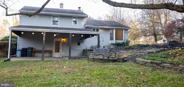 2016 SHADYBROOK LN, Feasterville Trevose, PA 19053