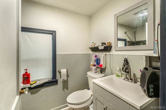 435 18th Street, Niagara Falls, NY 14303