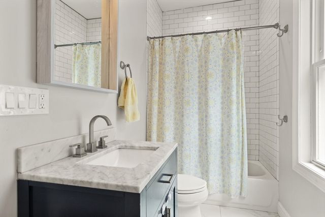 22 Radcliffe Rd. 2, Somerville, MA 02145