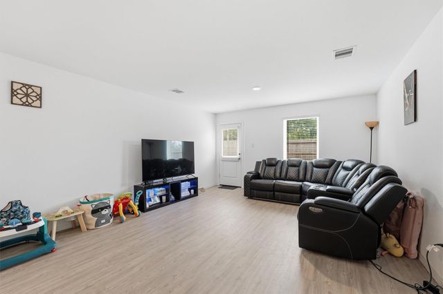 21341 Carosella Drive, New Caney, TX 77357