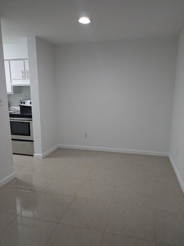 733 Riverside Drive 1214, Coral Springs, FL 33071