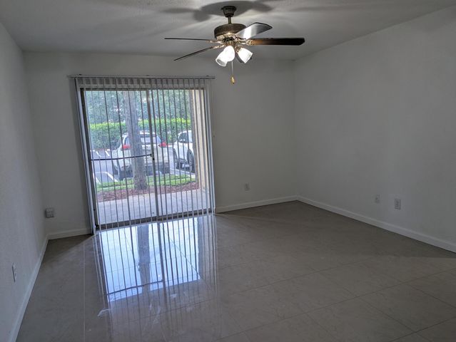 733 Riverside Drive 1214, Coral Springs, FL 33071