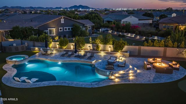 10322 E THATCHER Avenue, Mesa, AZ 85212