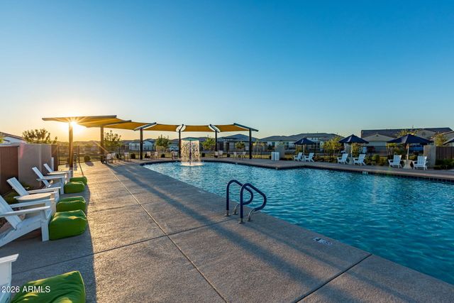 10322 E THATCHER Avenue, Mesa, AZ 85212