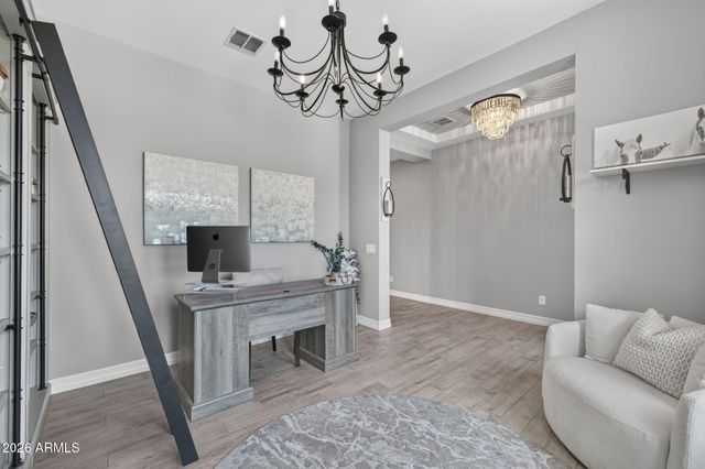 10322 E THATCHER Avenue, Mesa, AZ 85212