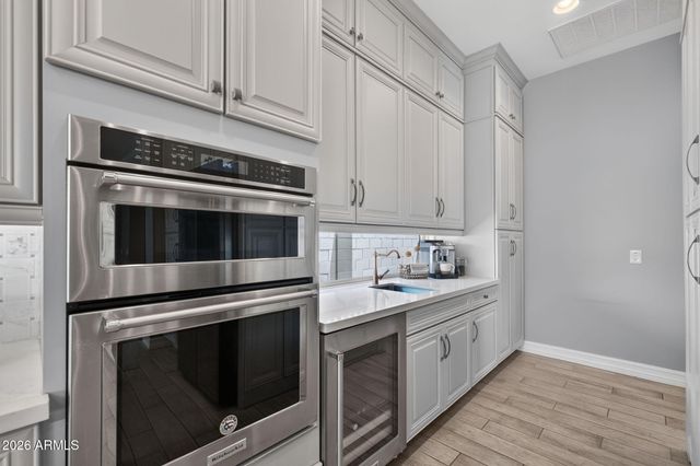 10322 E THATCHER Avenue, Mesa, AZ 85212