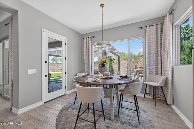 10322 E THATCHER Avenue, Mesa, AZ 85212