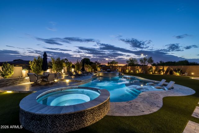 10322 E THATCHER Avenue, Mesa, AZ 85212