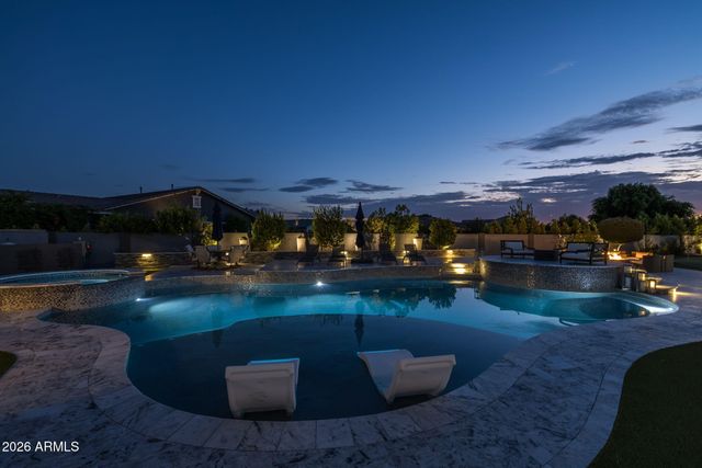 10322 E THATCHER Avenue, Mesa, AZ 85212