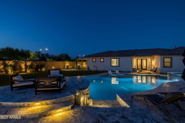 10322 E THATCHER Avenue, Mesa, AZ 85212