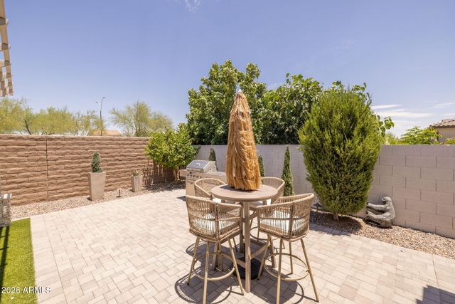 10322 E THATCHER Avenue, Mesa, AZ 85212
