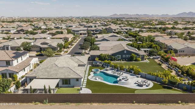 10322 E THATCHER Avenue, Mesa, AZ 85212