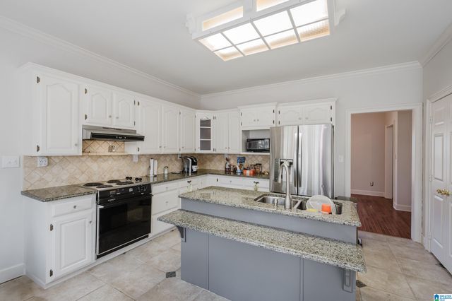 871 SHADY OAK LANE, Alabaster, AL 35007