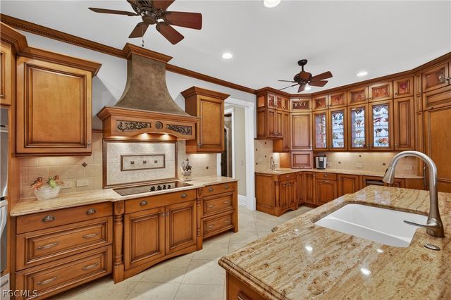 12782 Yacht Club CIR, Fort Myers, FL 33919