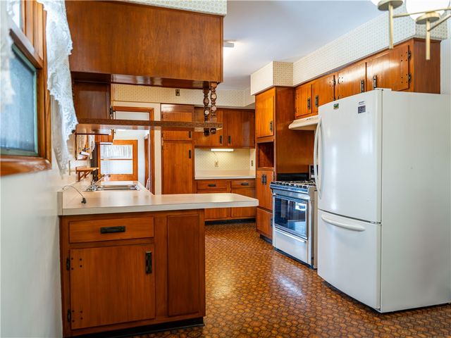 1012 Blaine Rd, Monaca, PA 15061