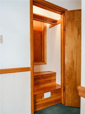 1012 Blaine Rd, Monaca, PA 15061