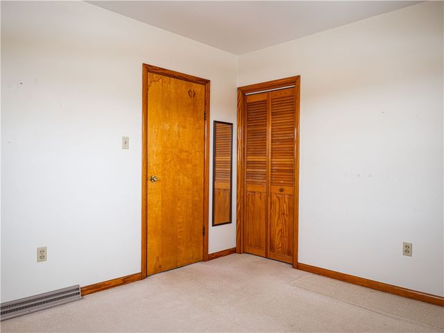 1012 Blaine Rd, Monaca, PA 15061