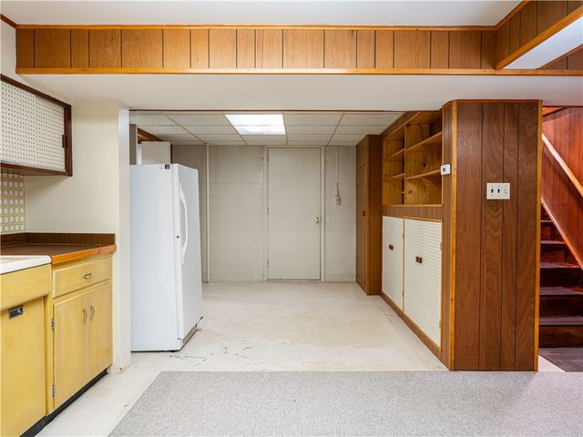 1012 Blaine Rd, Monaca, PA 15061