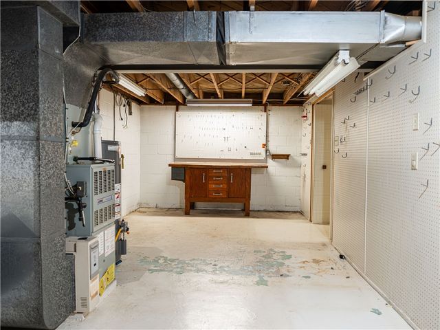 1012 Blaine Rd, Monaca, PA 15061