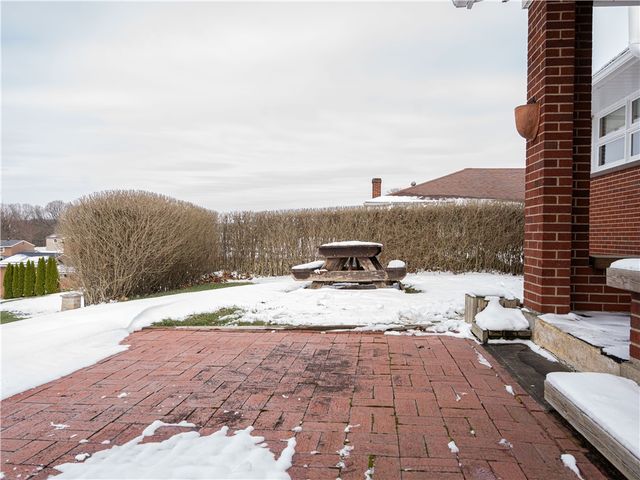 1012 Blaine Rd, Monaca, PA 15061