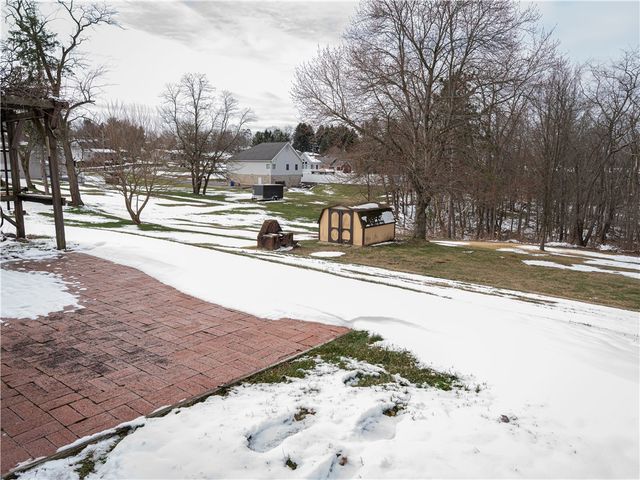 1012 Blaine Rd, Monaca, PA 15061