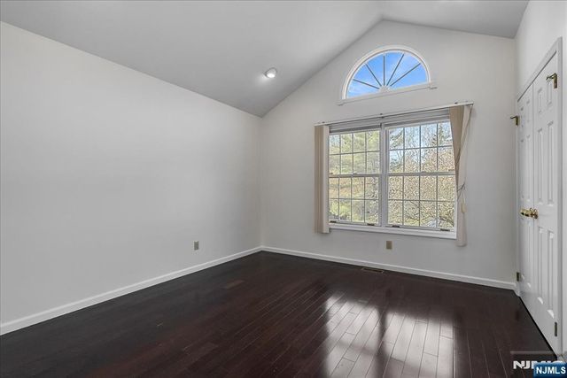 126 Worcester Drive, Wayne, NJ 07470