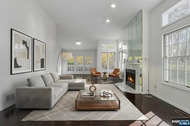 126 Worcester Drive, Wayne, NJ 07470