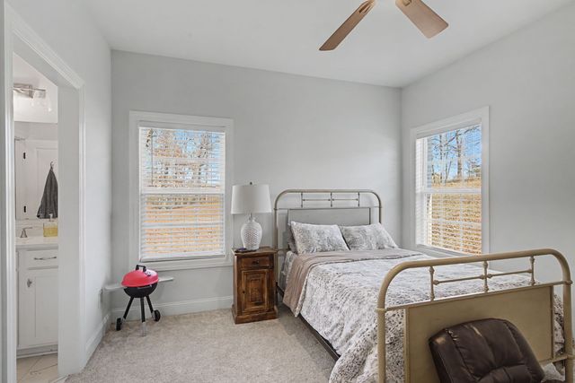 41 Knotting Hill Dr, Fayetteville, TN 37334