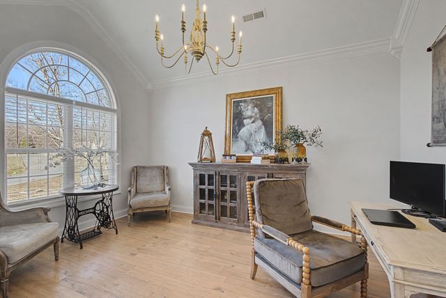 41 Knotting Hill Dr, Fayetteville, TN 37334