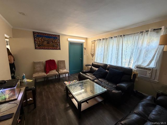 134 Stuart Avenue, Valley Stream, NY 11580