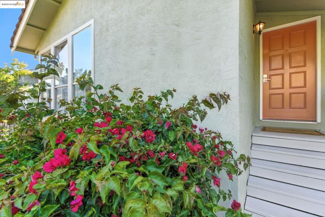 1155 Kelvin Rd, El Sobrante, CA 94803