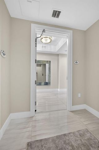 3 Water Club Way 1801, North Palm Beach, FL 33408