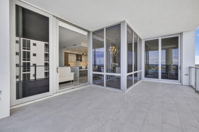 3 Water Club Way 1801, North Palm Beach, FL 33408