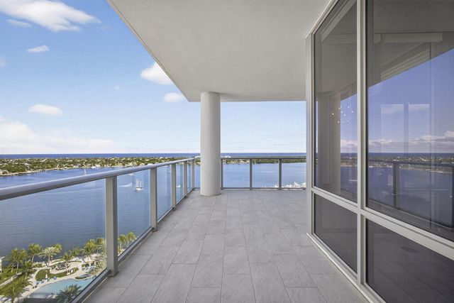 3 Water Club Way 1801, North Palm Beach, FL 33408