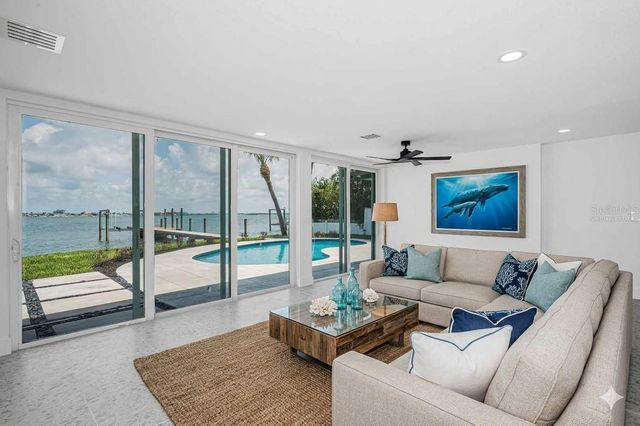 1014 BOCA CIEGA ISLE DRIVE, St Pete Beach, FL 33706