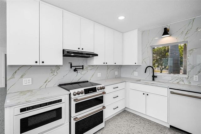 1014 BOCA CIEGA ISLE DRIVE, St Pete Beach, FL 33706