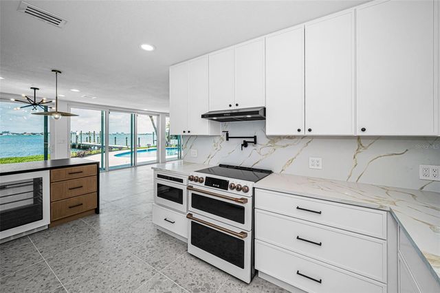 1014 BOCA CIEGA ISLE DRIVE, St Pete Beach, FL 33706
