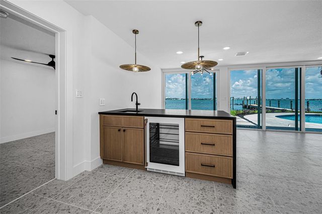 1014 BOCA CIEGA ISLE DRIVE, St Pete Beach, FL 33706