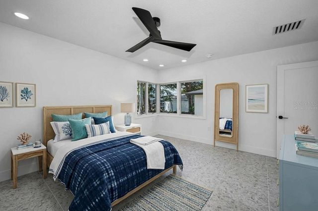 1014 BOCA CIEGA ISLE DRIVE, St Pete Beach, FL 33706