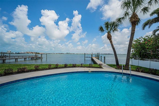 1014 BOCA CIEGA ISLE DRIVE, St Pete Beach, FL 33706