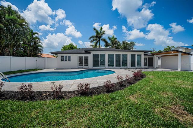 1014 BOCA CIEGA ISLE DRIVE, St Pete Beach, FL 33706