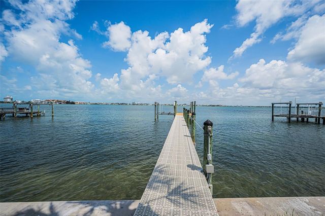 1014 BOCA CIEGA ISLE DRIVE, St Pete Beach, FL 33706