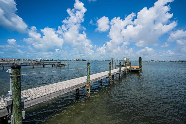 1014 BOCA CIEGA ISLE DRIVE, St Pete Beach, FL 33706