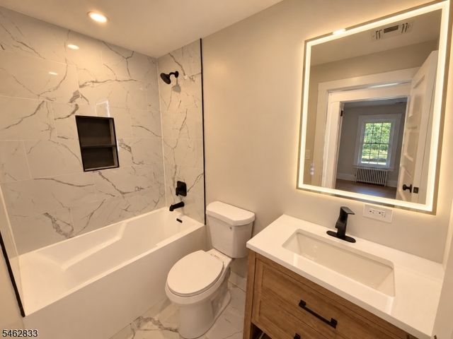 164 E High St, Somerville Boro, NJ 08876