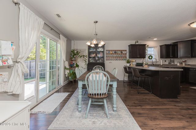 106 S S. Sea Street, Jacksonville, NC 28546