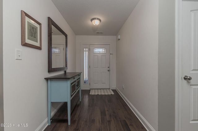 106 S S. Sea Street, Jacksonville, NC 28546