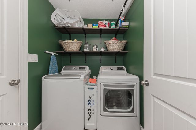 106 S S. Sea Street, Jacksonville, NC 28546