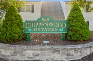 565 Clark Avenue APT 84, Bristol, CT 06010