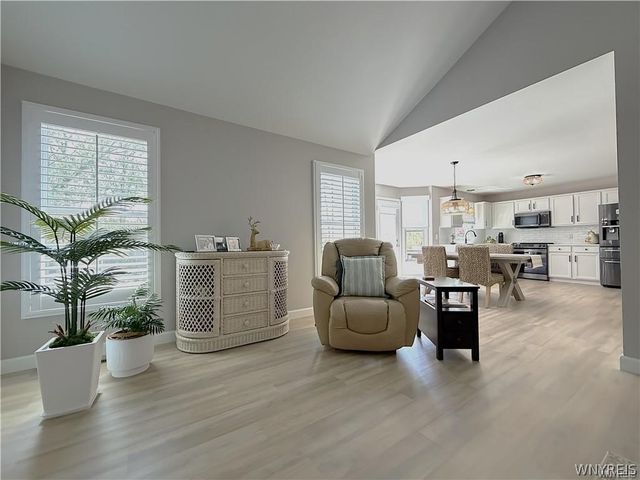 1366 Evergreen Drive, Hamburg, NY 14085