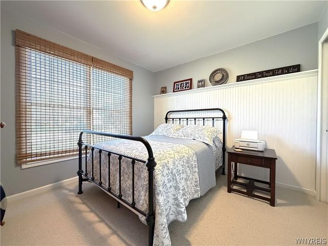1366 Evergreen Drive, Hamburg, NY 14085